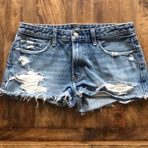 Abercrombie shorts size 28